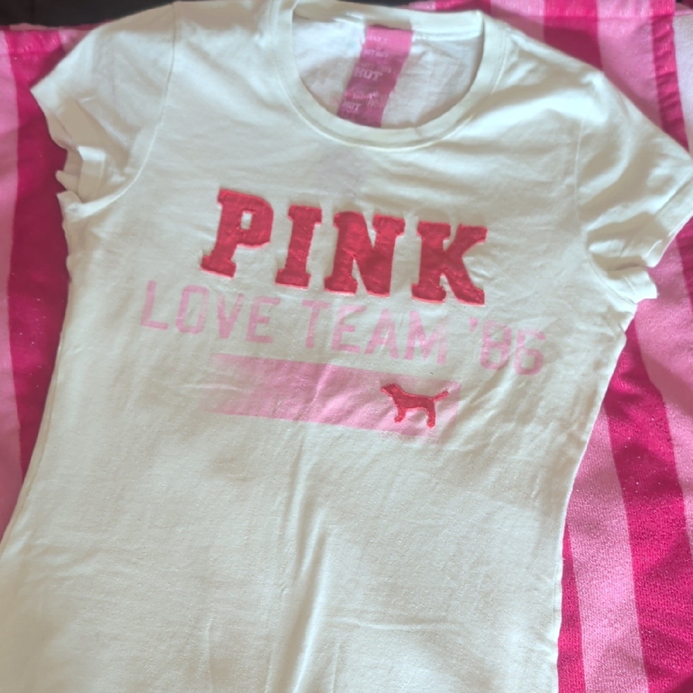 PINK Victoria's Secret Vintage Y2K "Love Team" Pink White t-shirt M